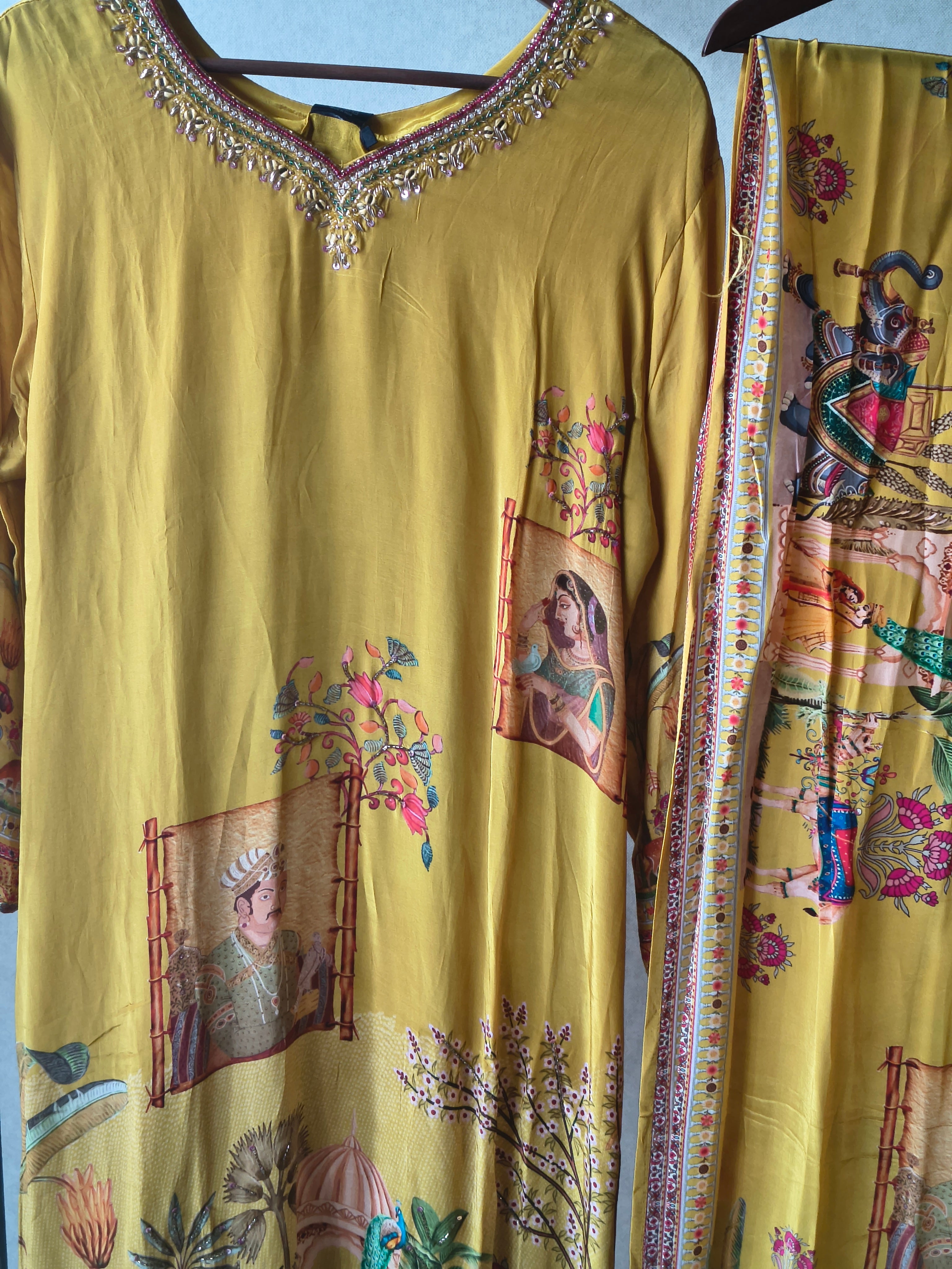 Image of Premium Mustard Yellow Heritage Print Straight Kurta Set with Scenic Dupatta & Straight Pants