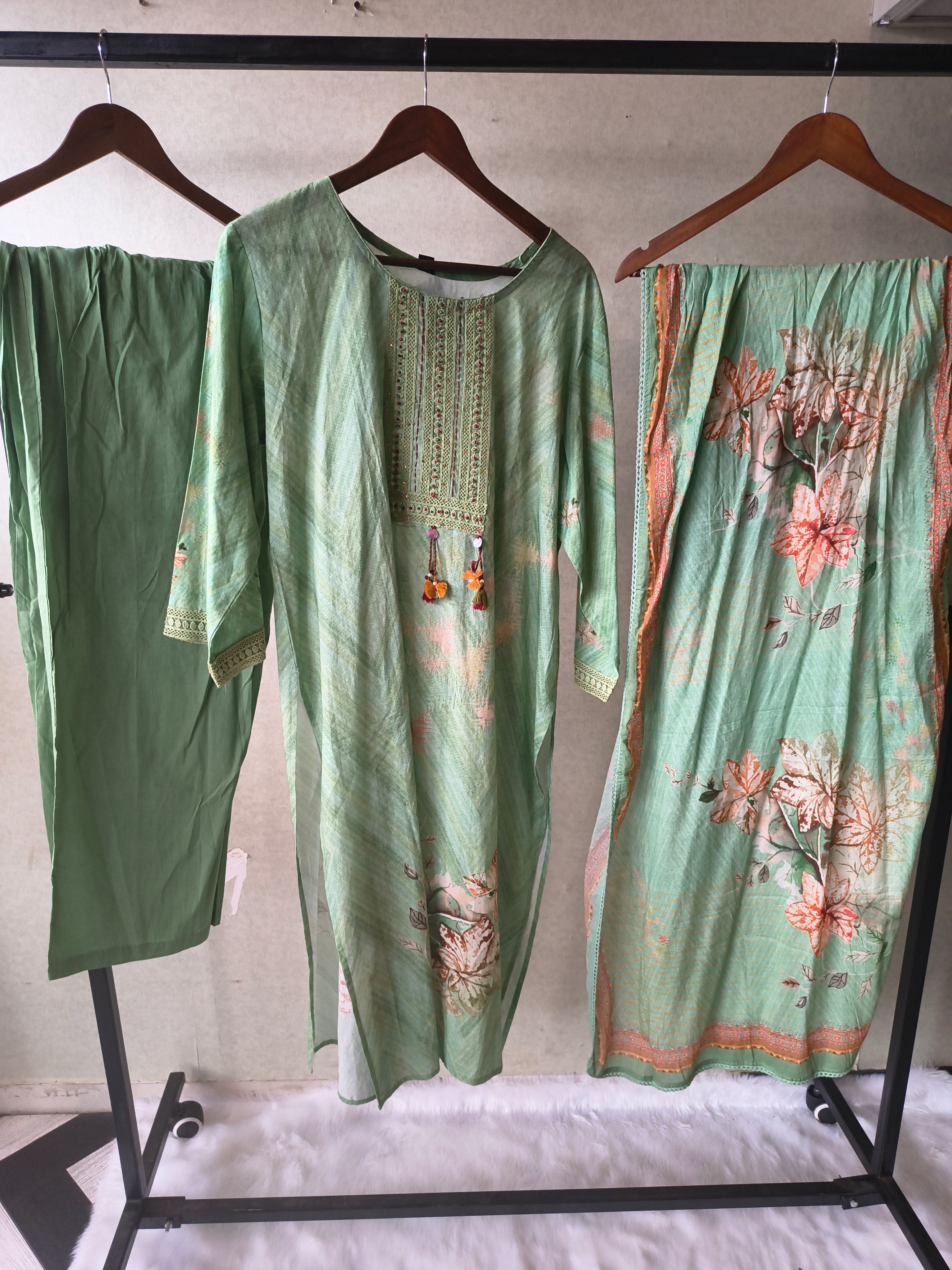 Image of Premium Mint Green Floral Printed Kurta Set with Pants & Designer Dupatta