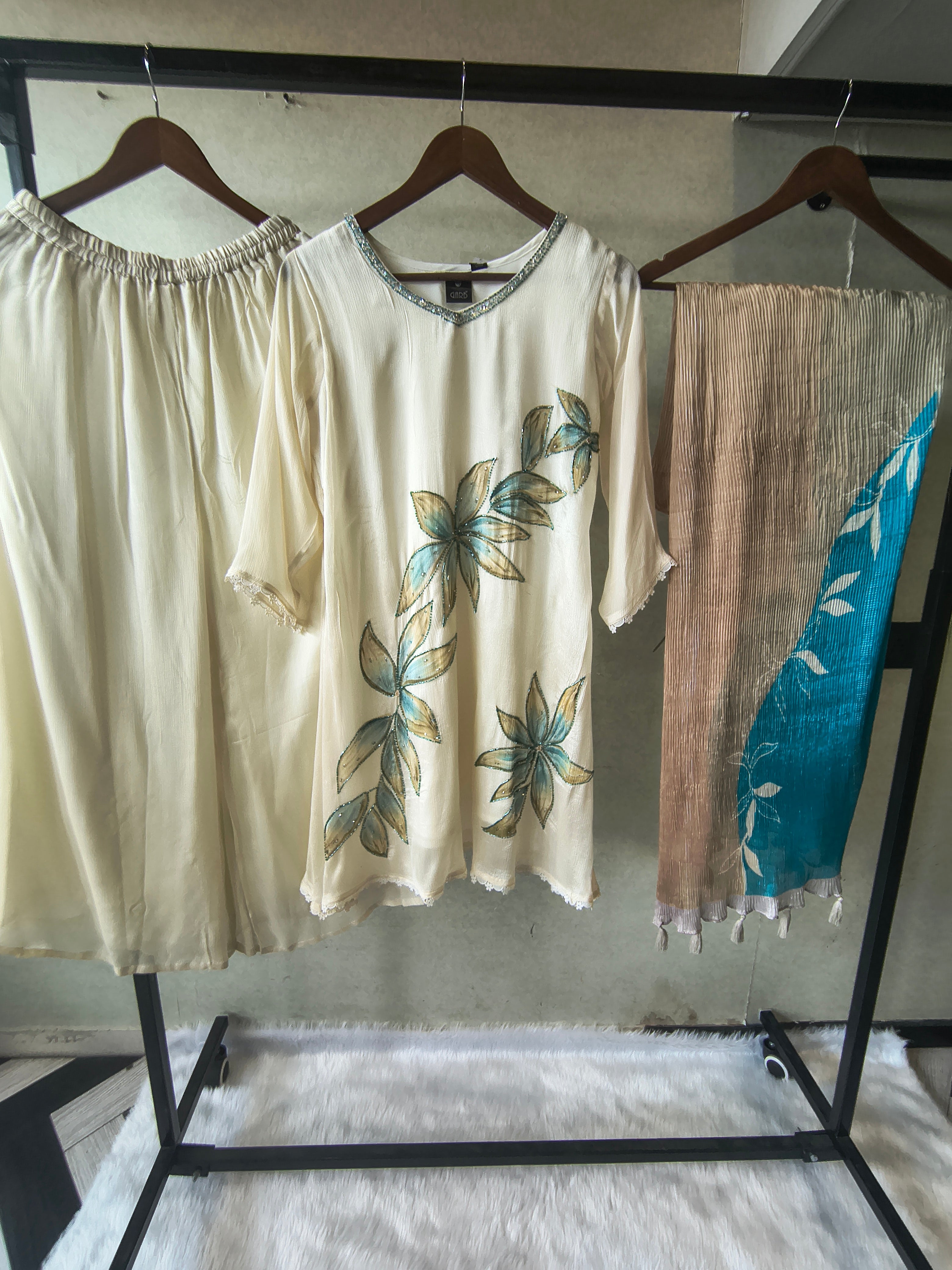 Image of Ivory Floral Hand-Painted Three-Piece Kurta Set with Palazzo & Ombre Dupatta