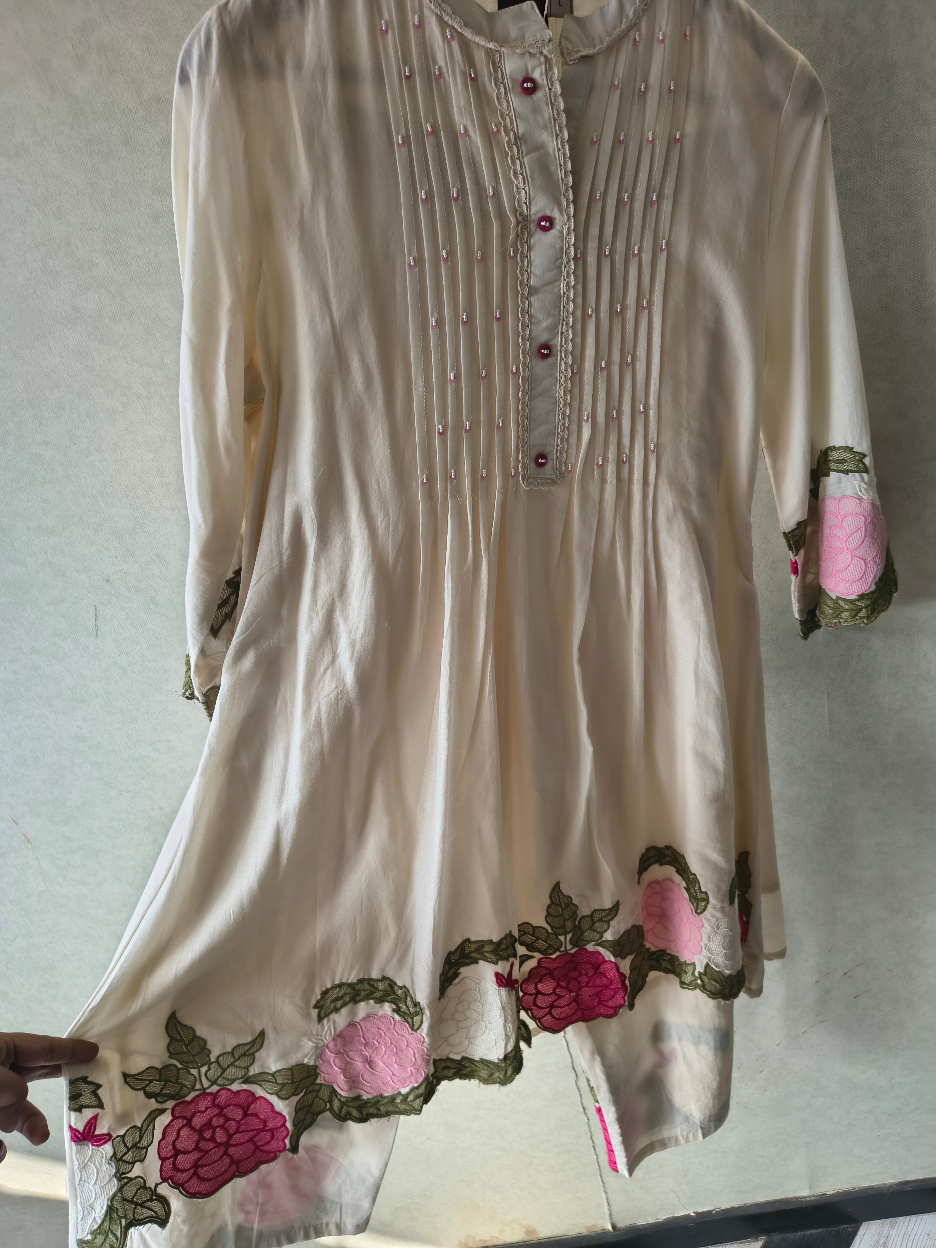 Image of Ivory Floral Embroidered Pintuck Designer Kurta Pant Co-Ord Set