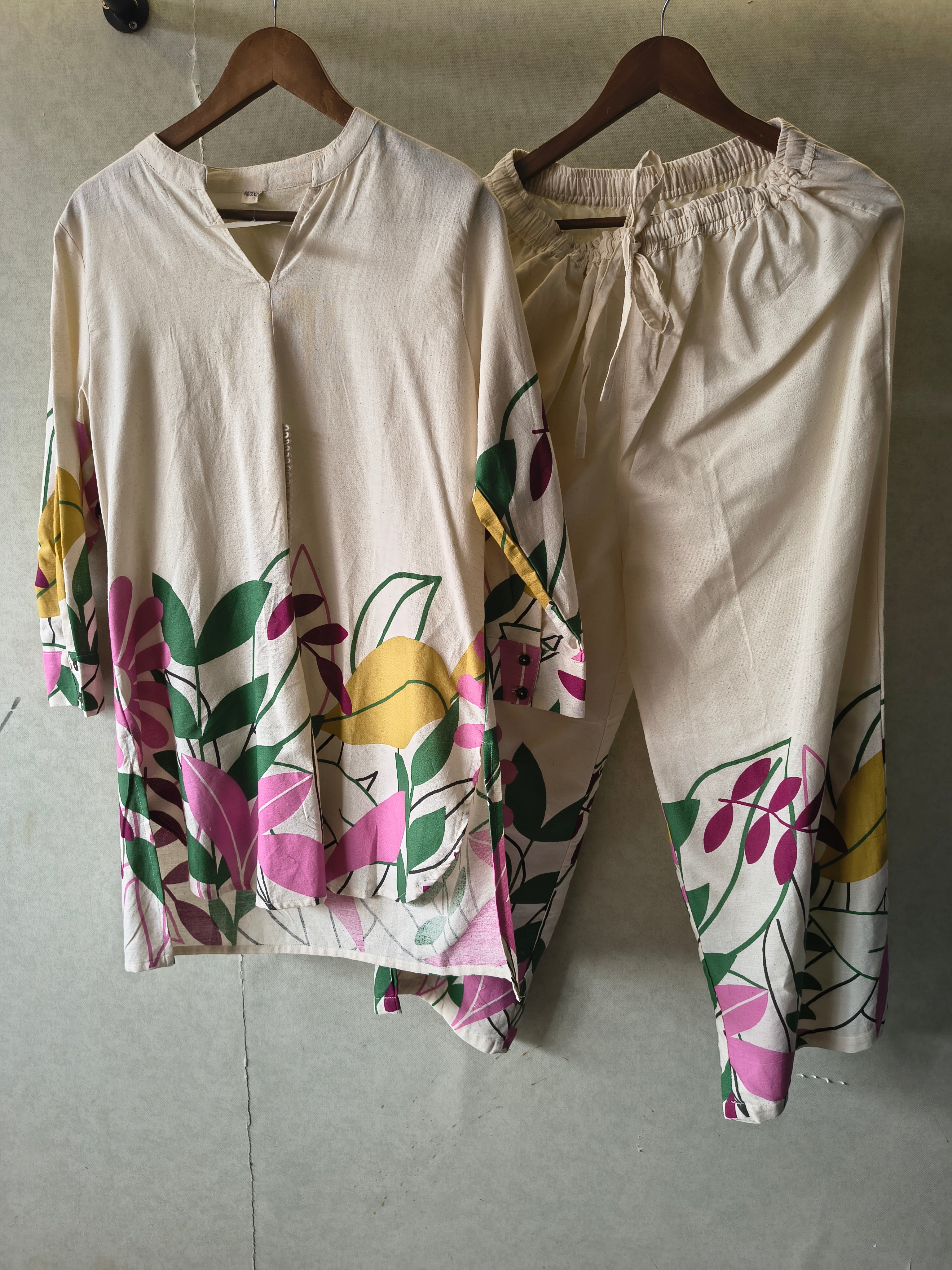 Image of Premium Off-White Floral Printed Kurta Pant Co-Ord Set