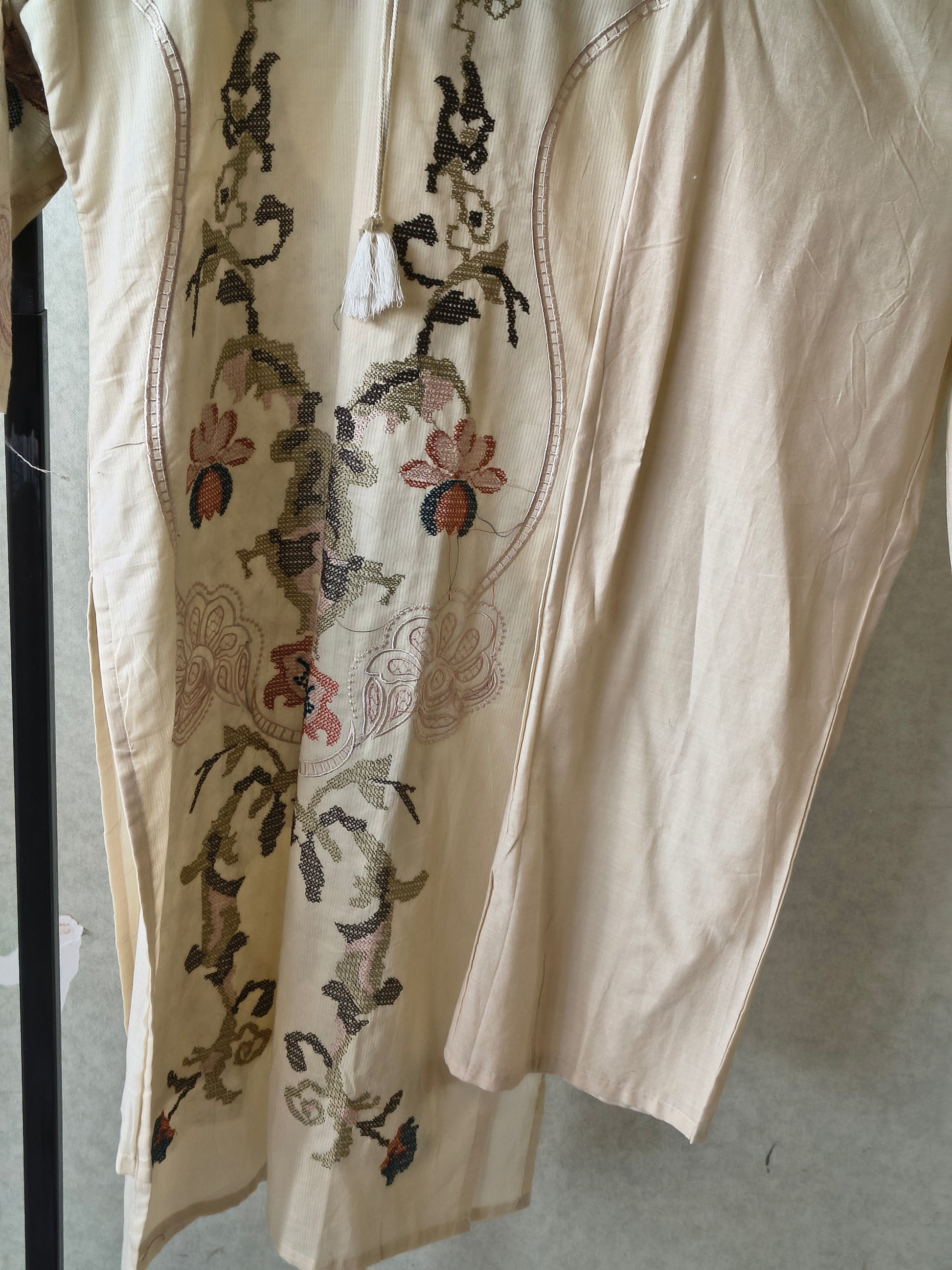 Ivory Cotton 3-Piece Suit Set with Floral Vine Embroidery & Embroidered Dupatta