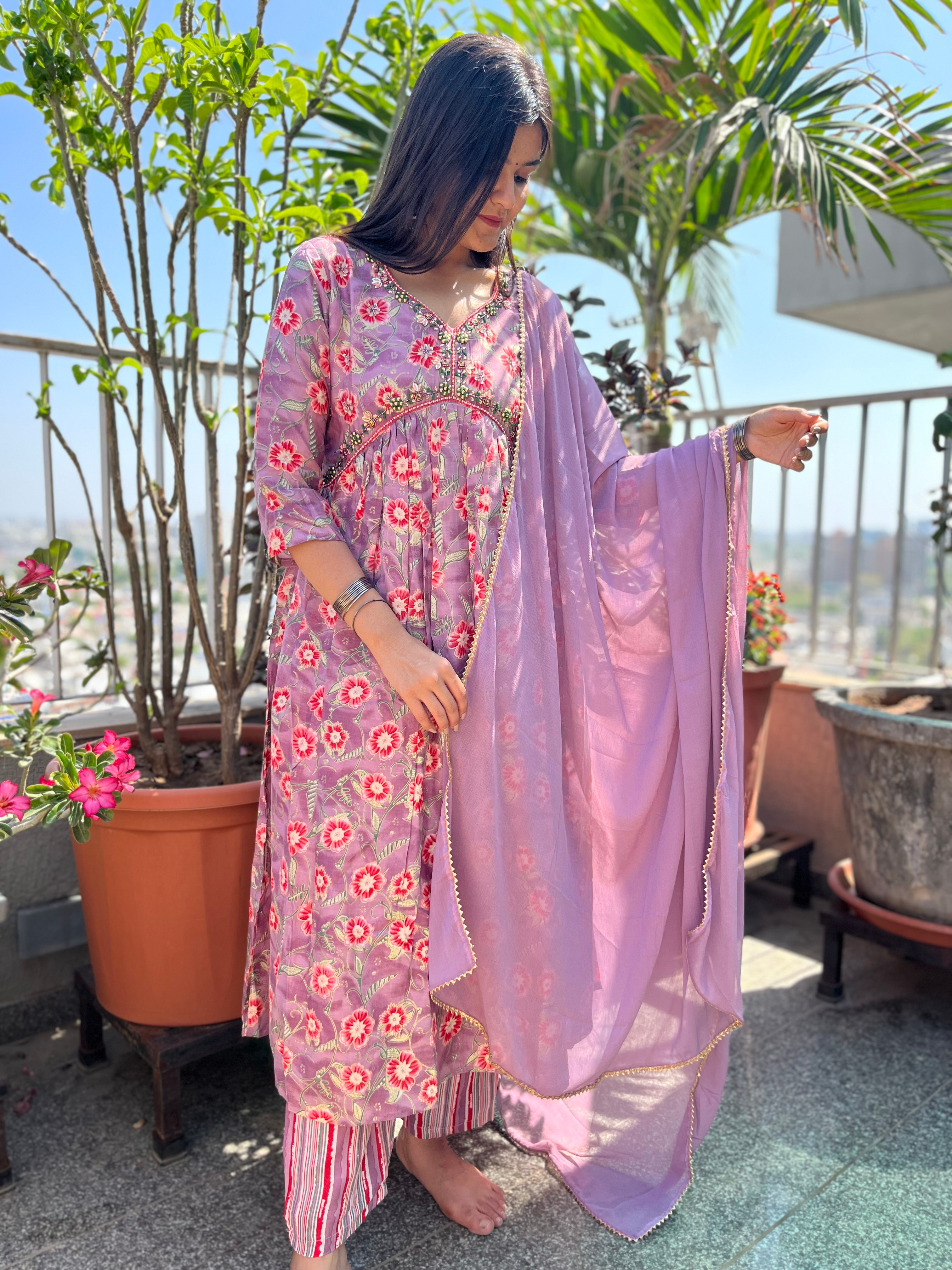 Image of Orchid Pattern Alia Cut- 3 Piece Set