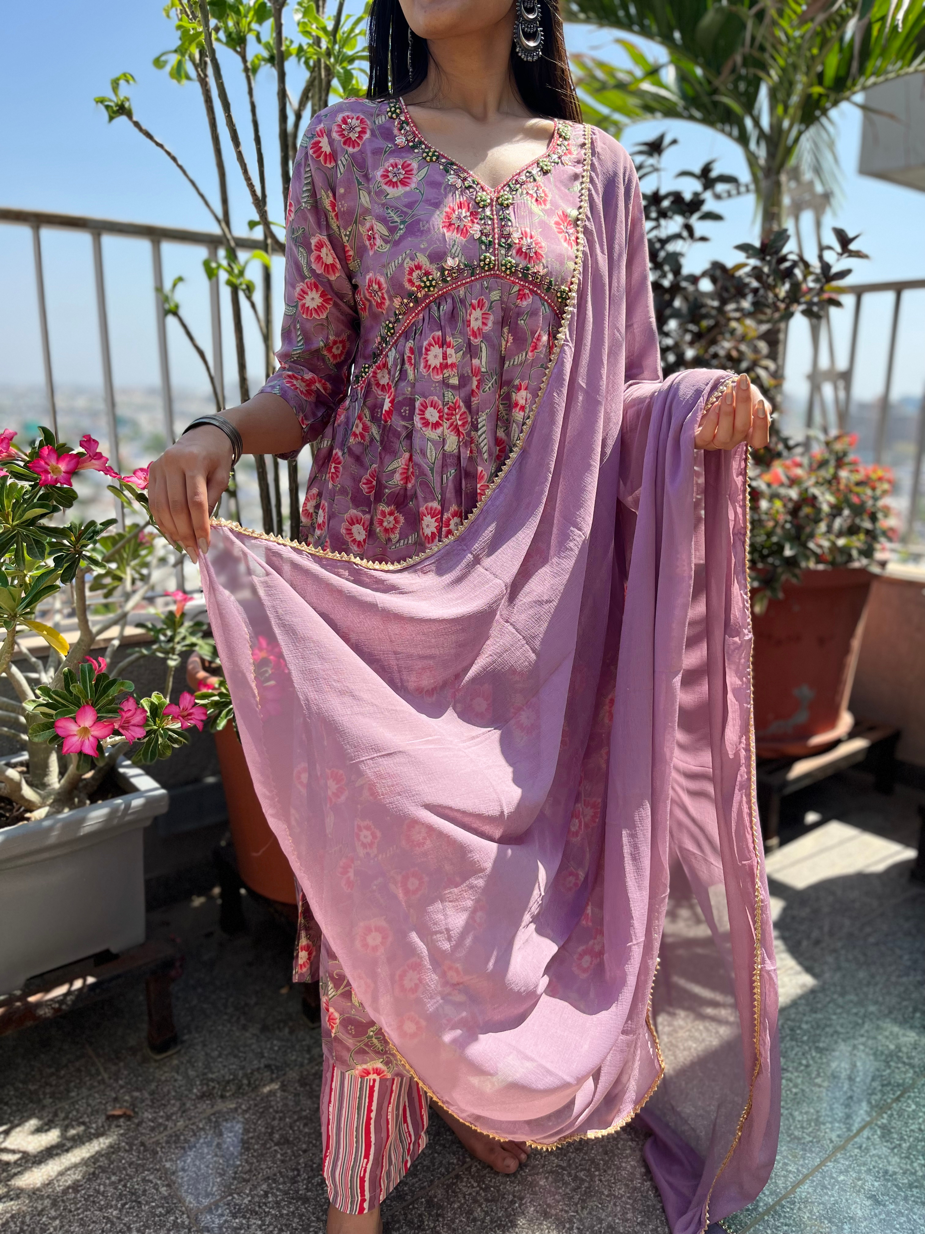 Image of Orchid Pattern Alia Cut- 3 Piece Set