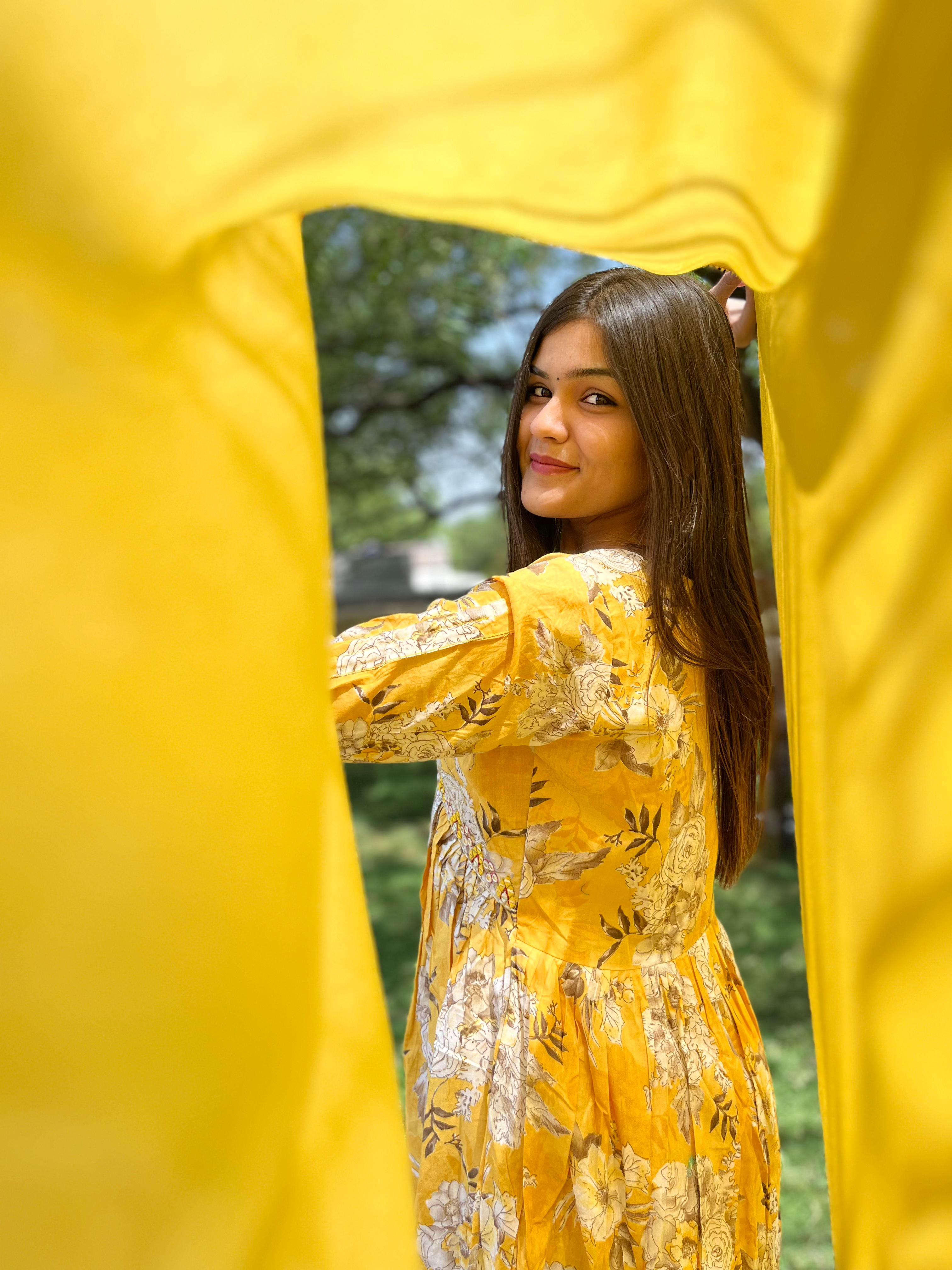 Image of Mul Cotton Alia Cut Sharara Set with Nazlin Dupatta- 3 Piece