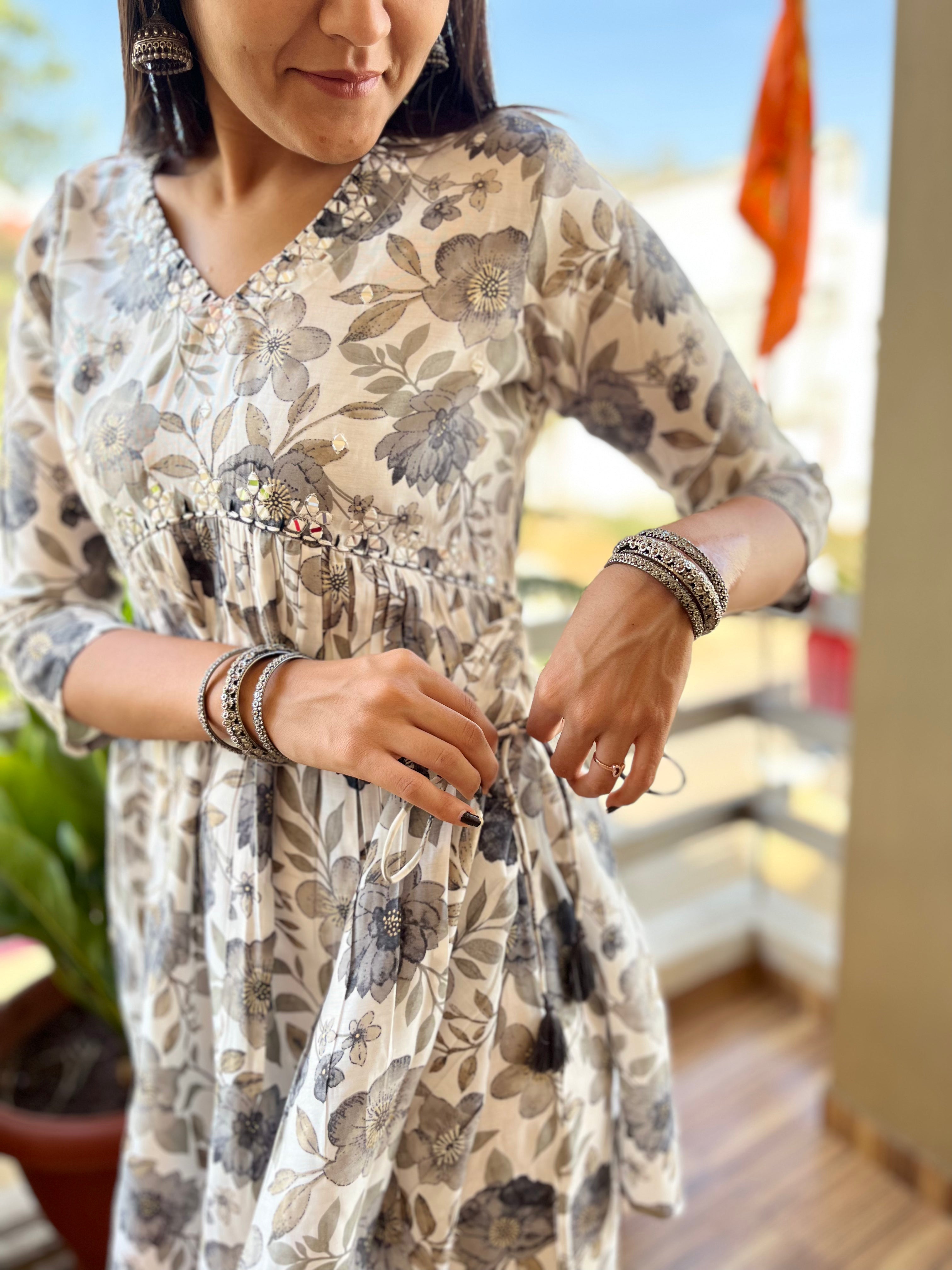 Image of Alia cut White Coord-Set