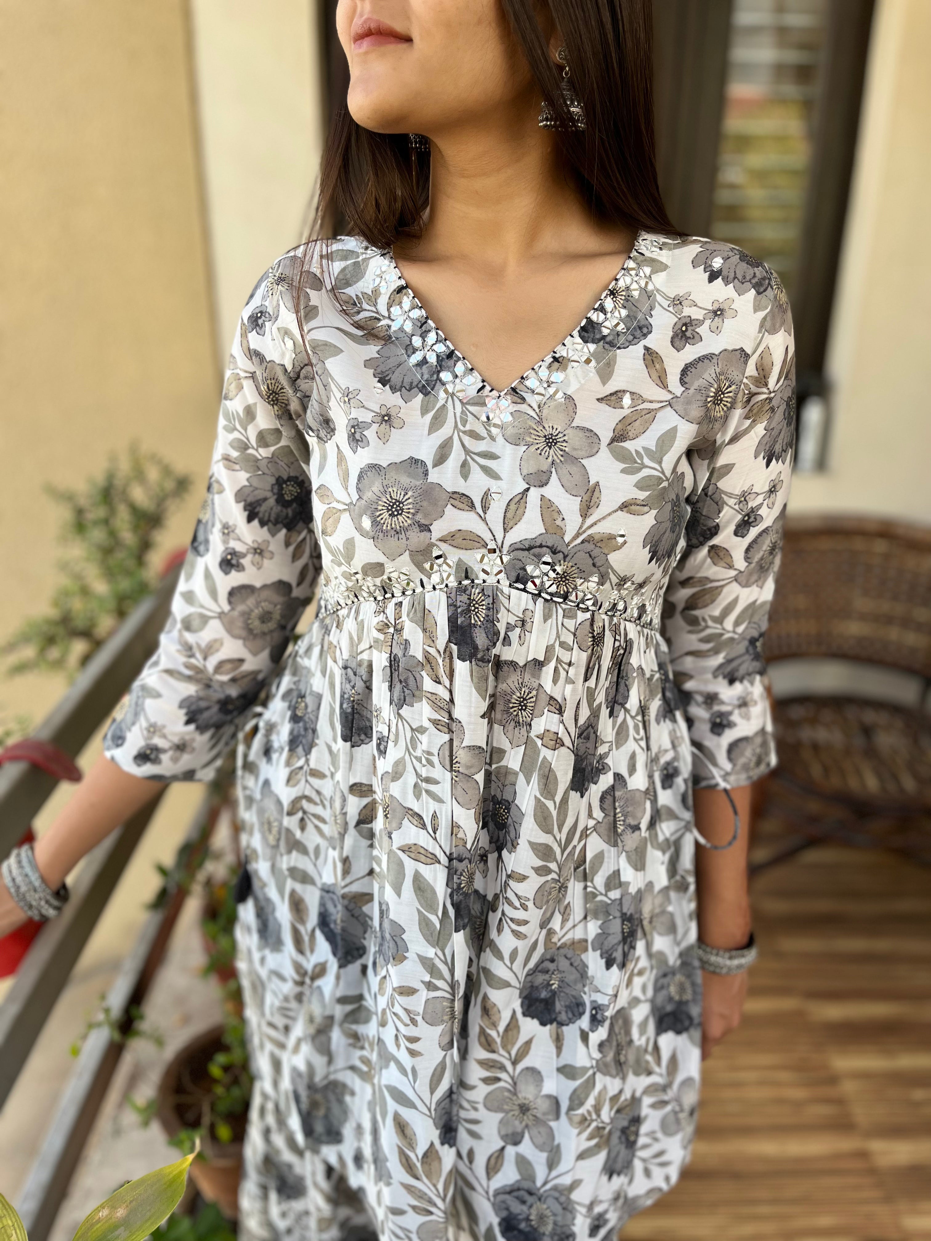 Image of Alia cut White Coord-Set