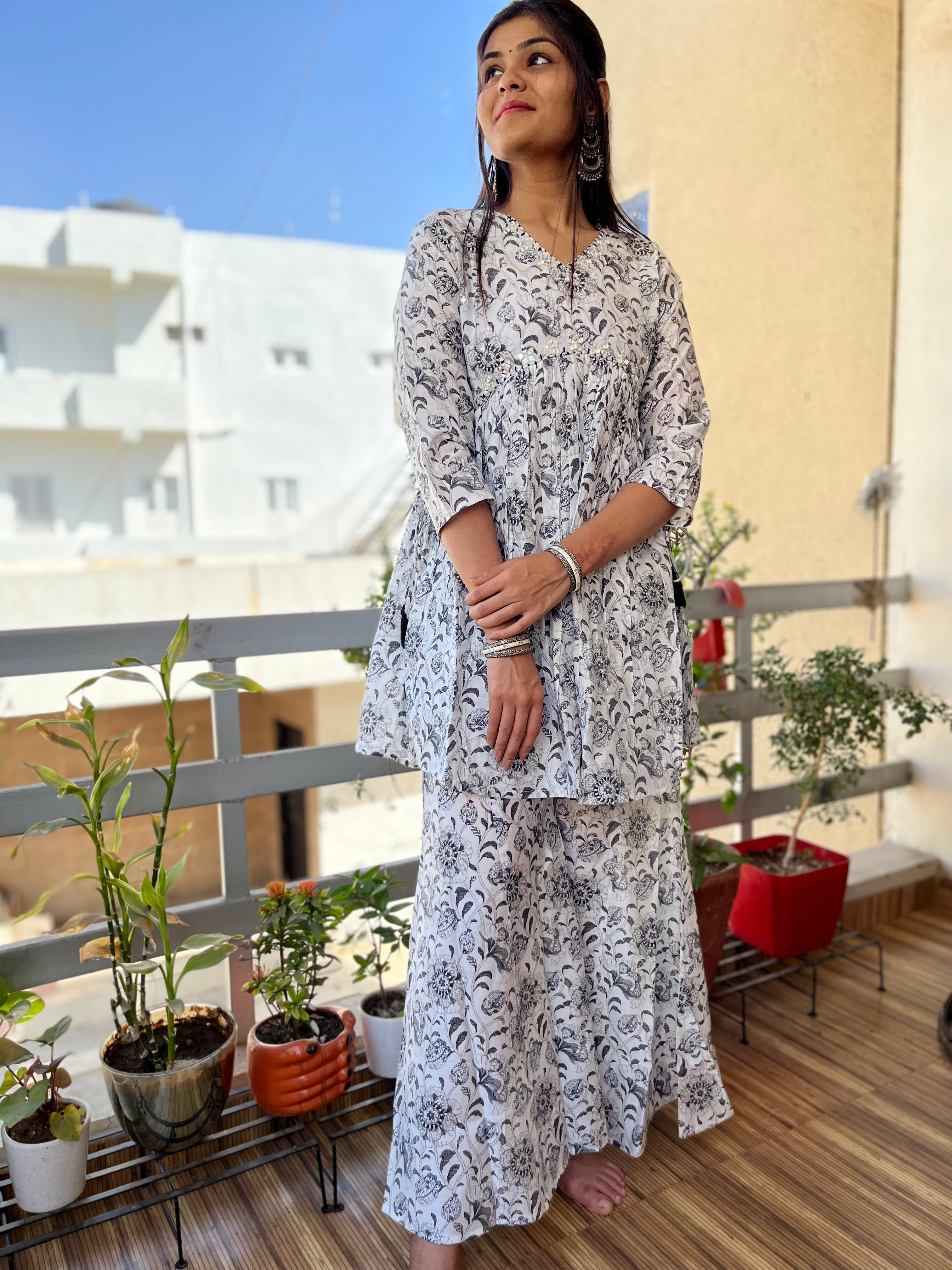 Image of Alia cut White Coord-Set