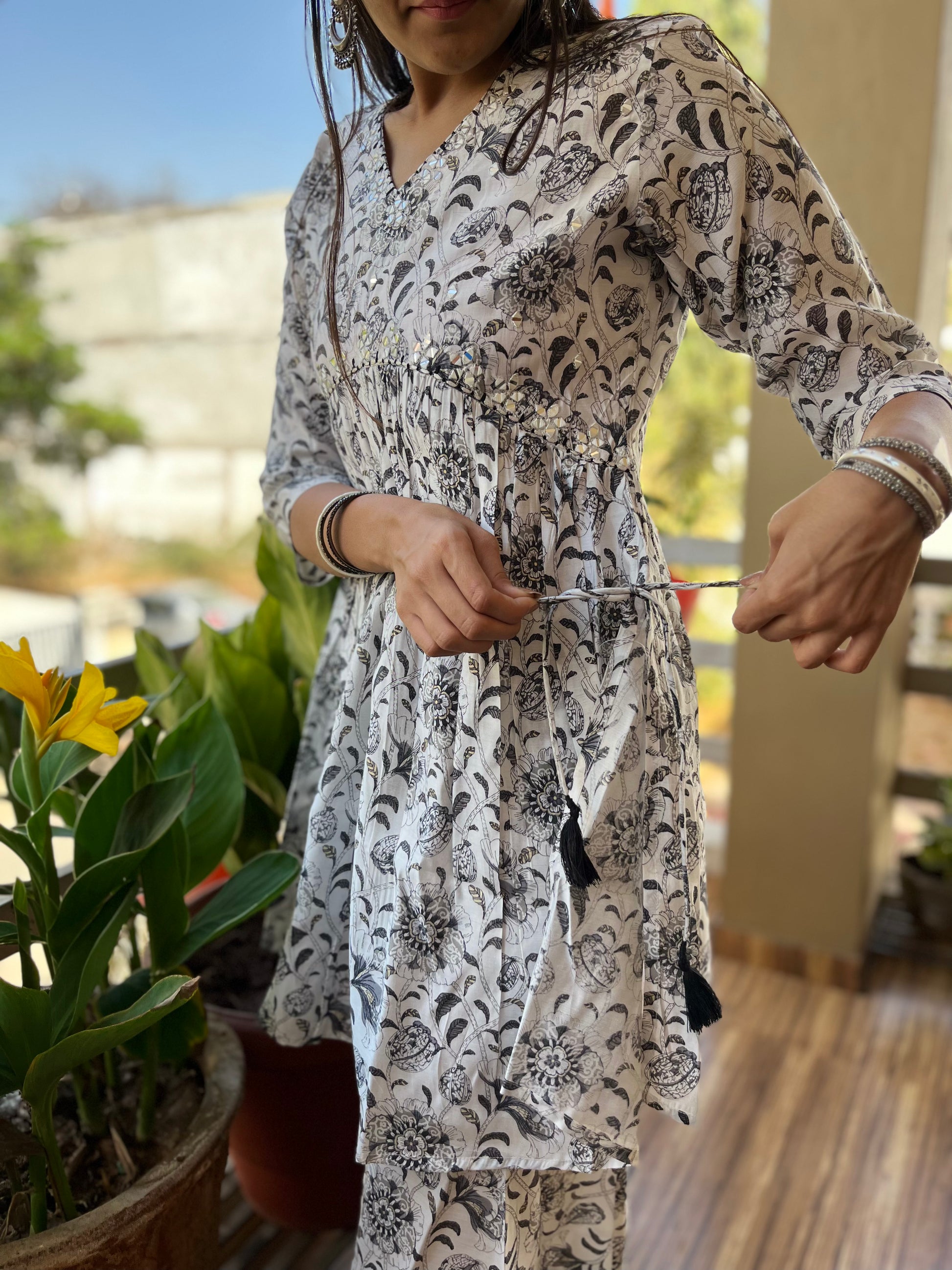 Alia cut White Coord-Set