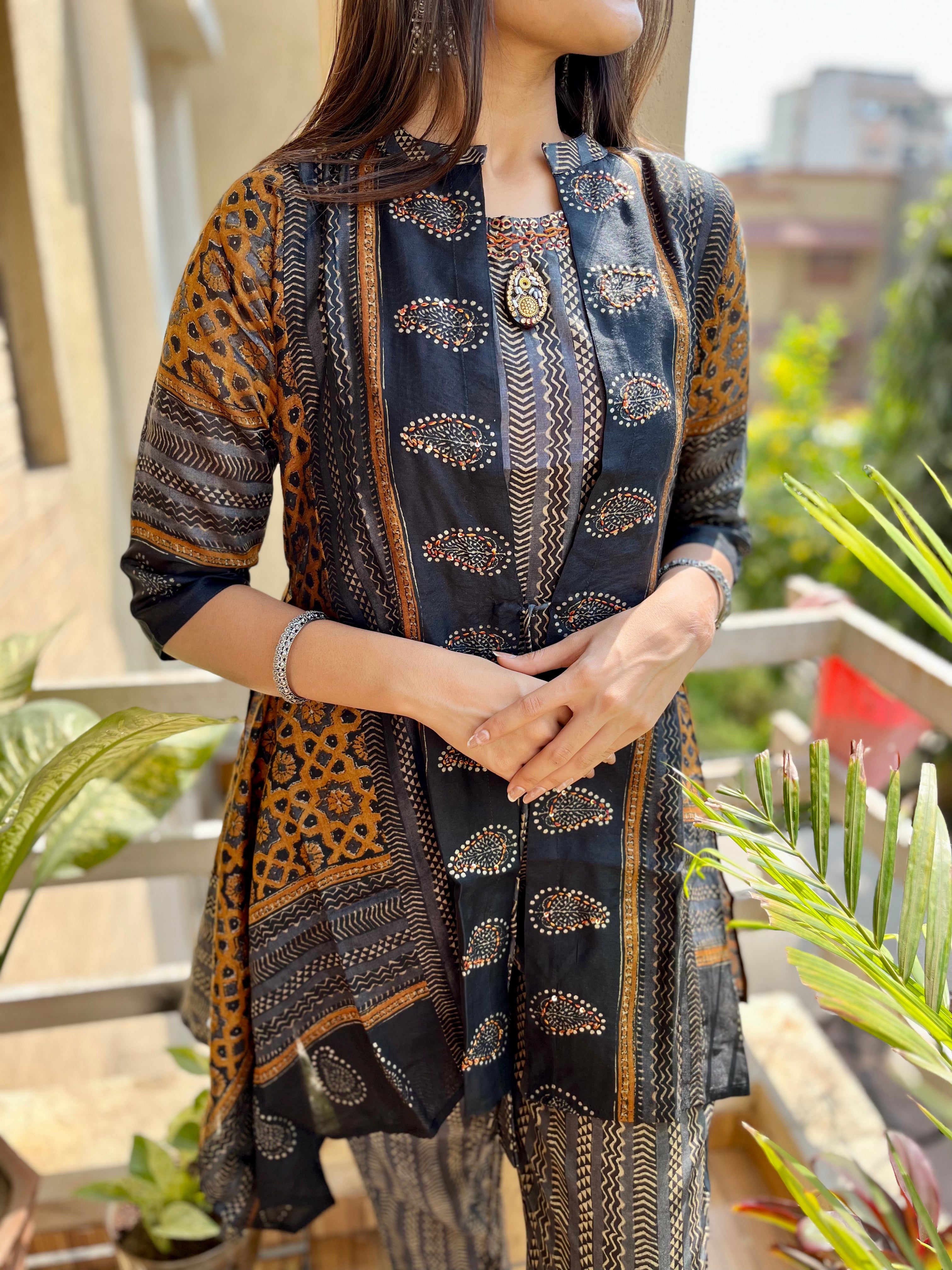 Image of Pecan Multicolor Coords - 3 Piece