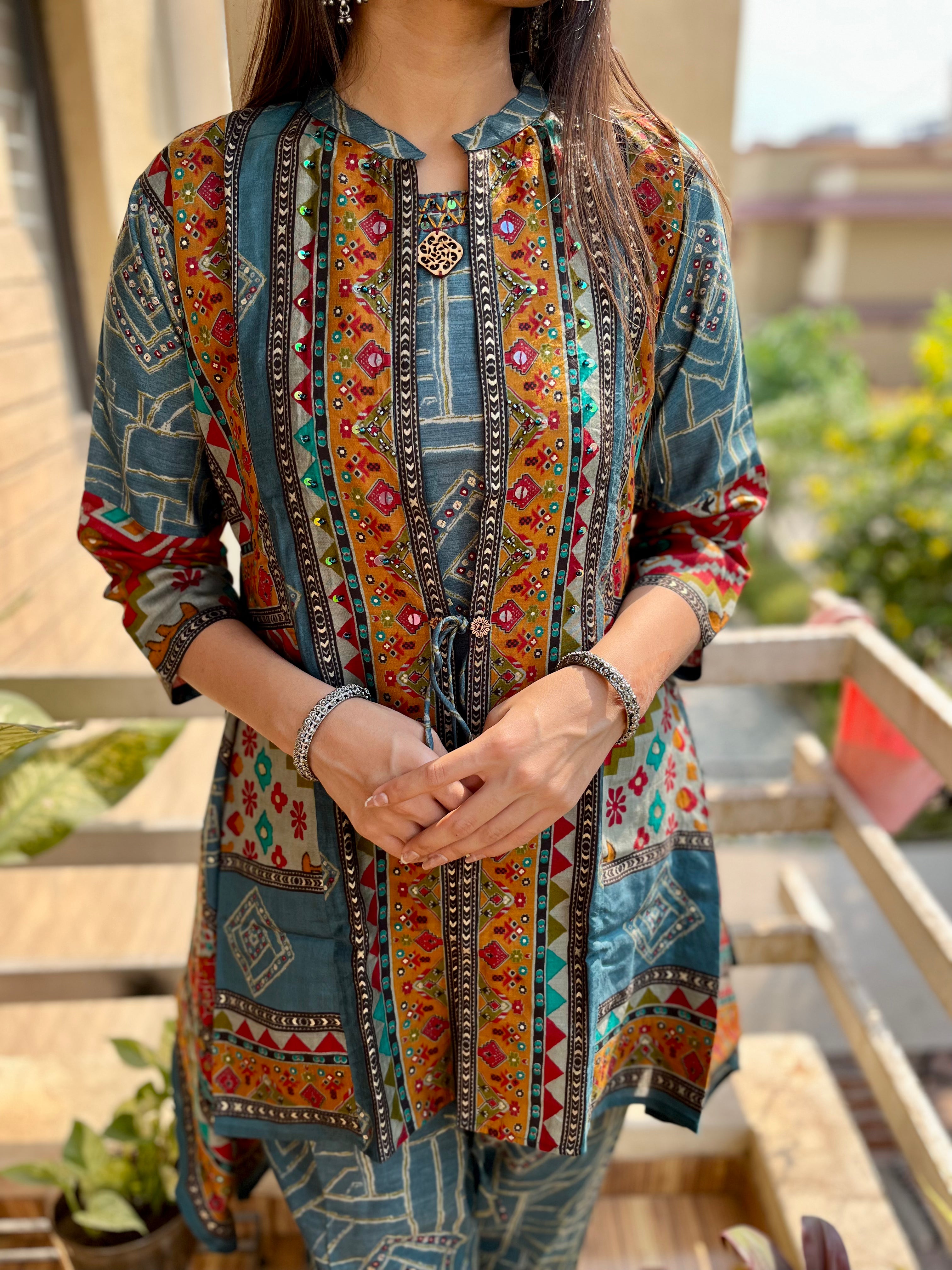 Image of Muslin With Work Coords - 3 Piece