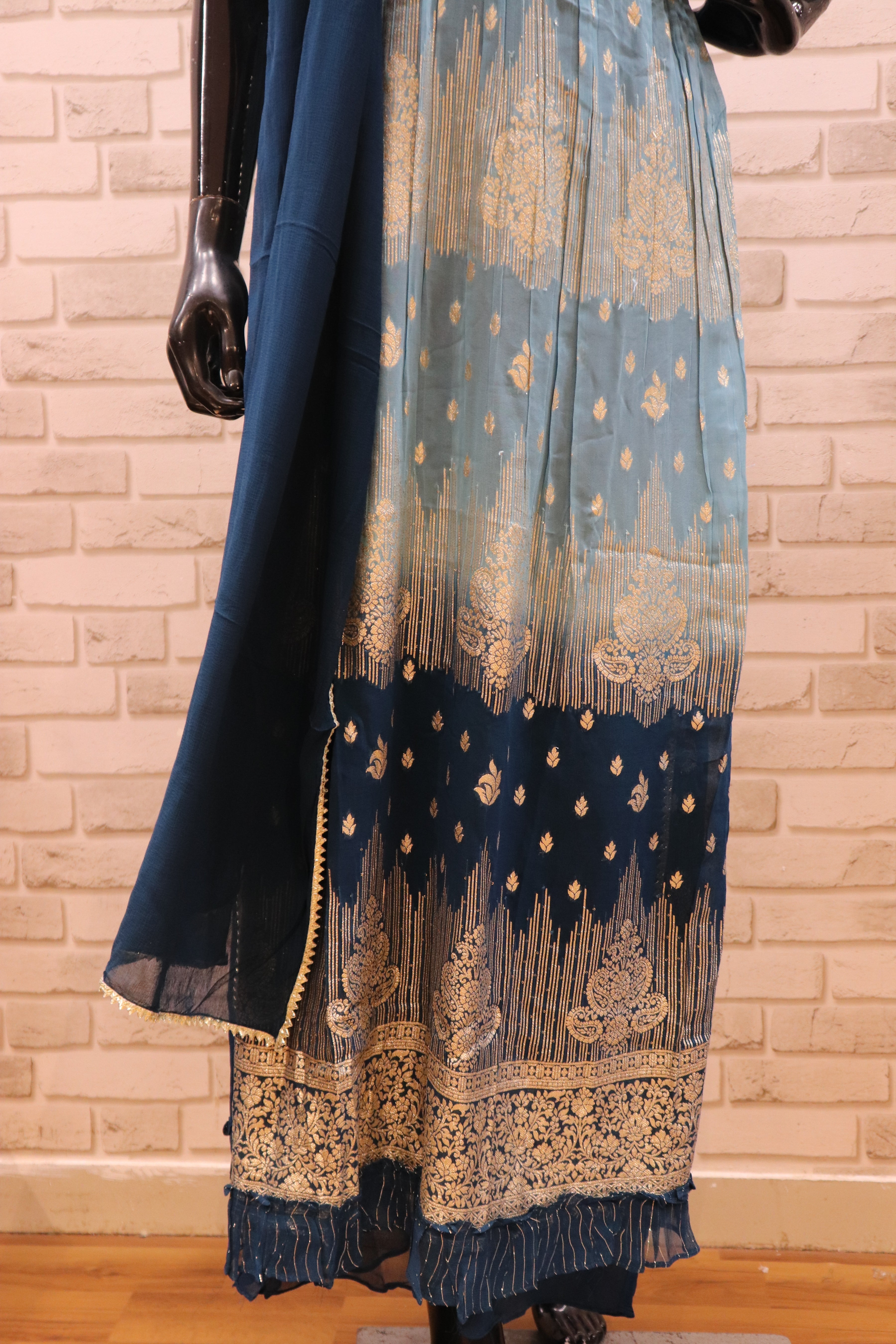 Image of Pure Georgette Naira Cut Kurti Set- Blue